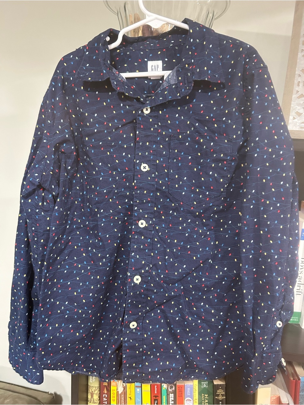 GAP boy’s navy Button-Up Shirt with holiday stringed light Print
